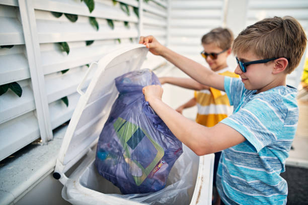 Best Yard Waste Removal  in Newark, DE